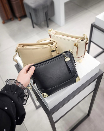 کیف وارداتی ابعاد 1418 cm